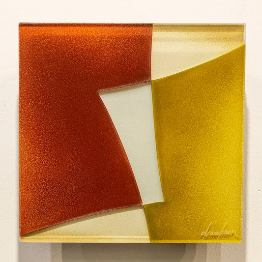 Kaori Okano/Untitled (Red & Yellow) /glass artwork/h200 × w200 ×d30(mm)